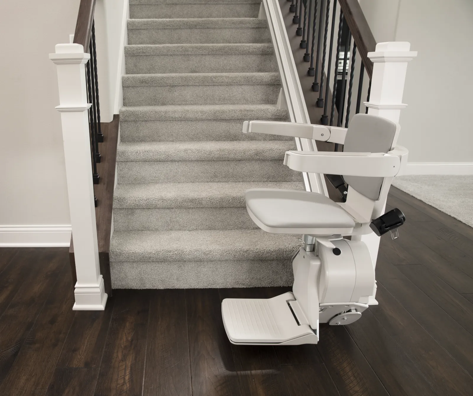 Home2Stay Bruno Elan Straight Stairlift
